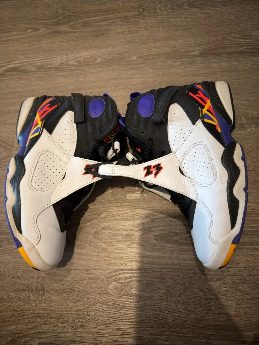 Jordan 8 Retro